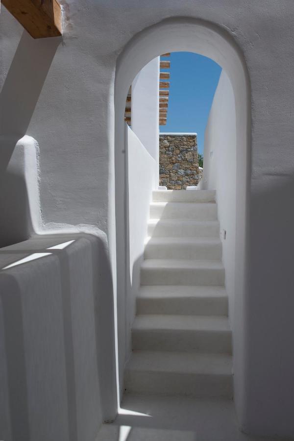 Diles Villas & Suites Mykonos Tourlos Zewnętrze zdjęcie
